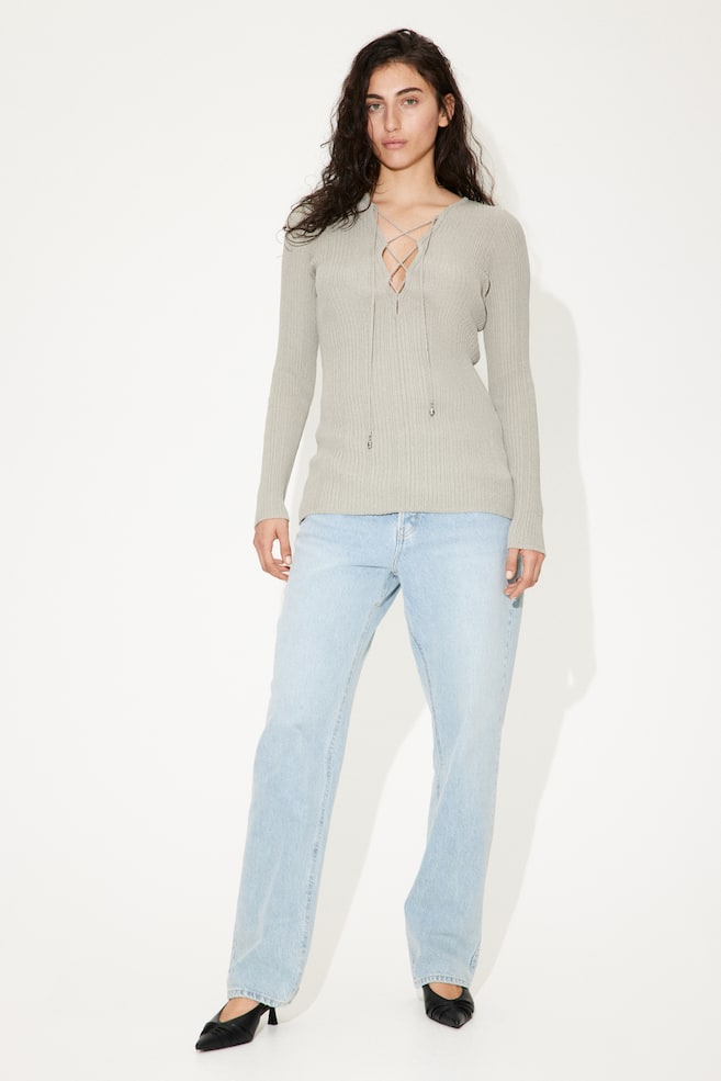 Рубашка со шнуровкой H&M, зеленый
Рубашка со шнуровкой H&M, зеленый