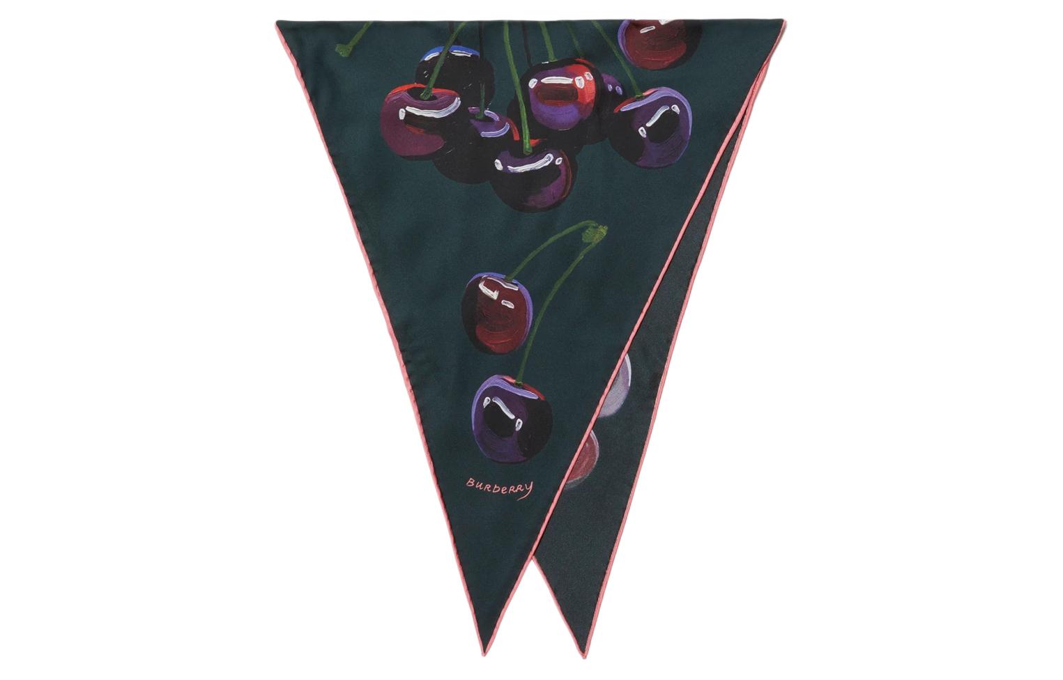 Шёлковый платок Burberry зелёный
Шёлковый платок Burberry зелёный