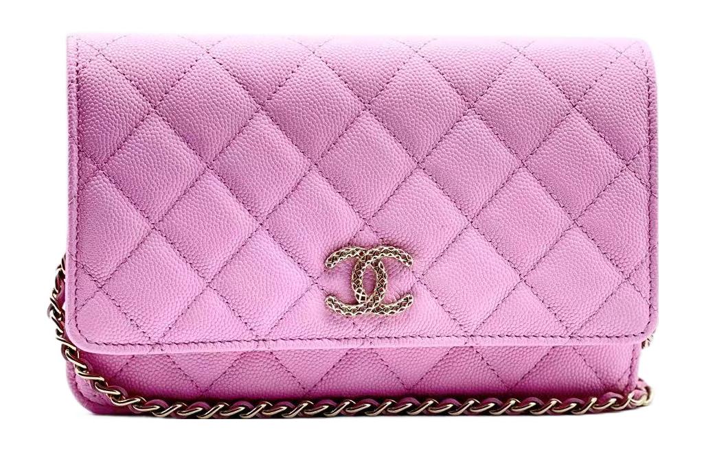 Сумка WOC с цепочкой из личиевого зерна телячьей кожи, через плечо, кроссбоди женская розовая CHANEL, Set (Bag+Dust Bag)
Сумка WOC с цепочкой из личиевого зерна телячьей кожи, через плечо, кроссбоди женская розовая CHANEL, Set (Bag+Dust Bag)