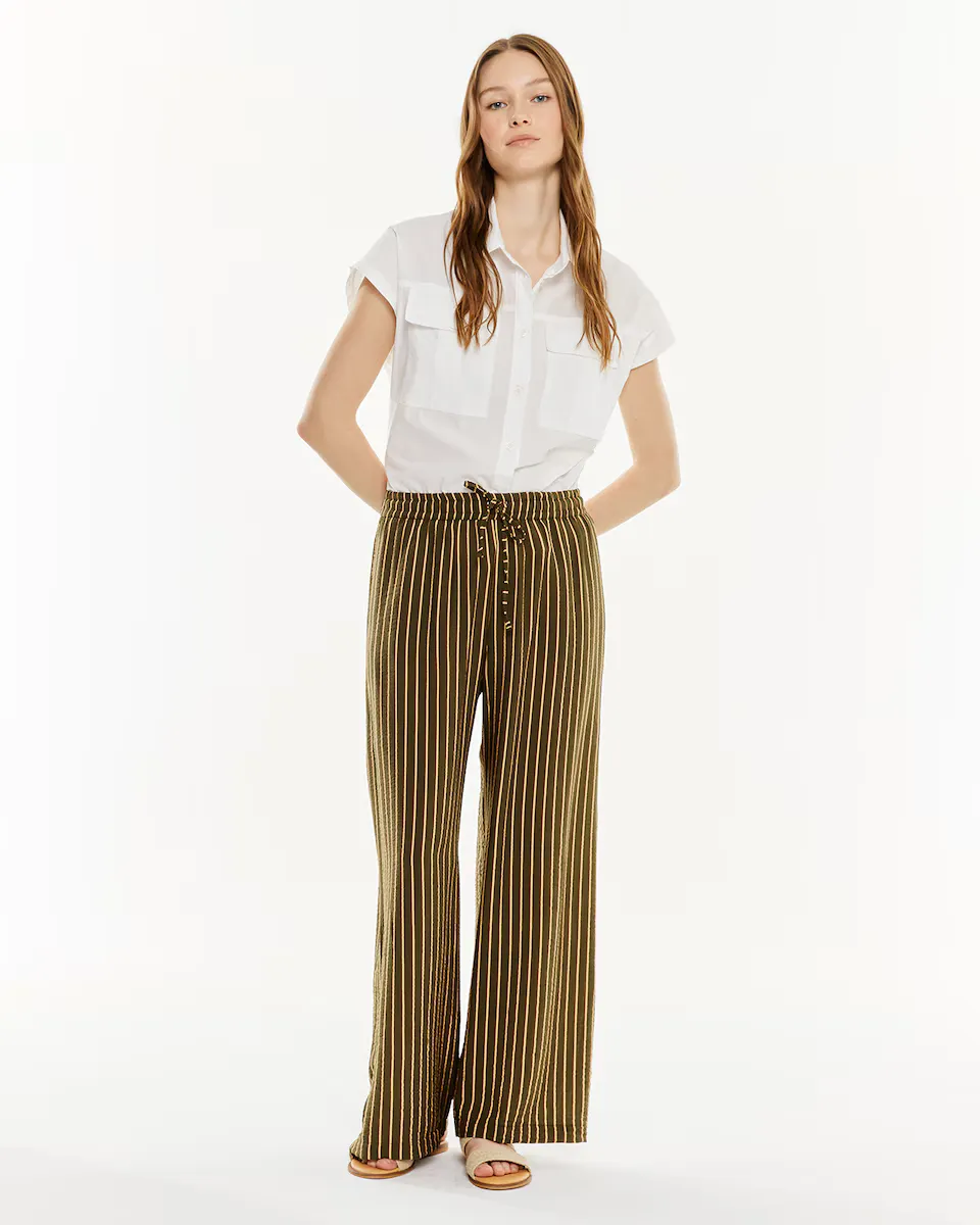 Женские прямые брюки в полоску с резинкой на талии System Action, зеленый
Женские прямые брюки в полоску с резинкой на талии System Action, зеленый