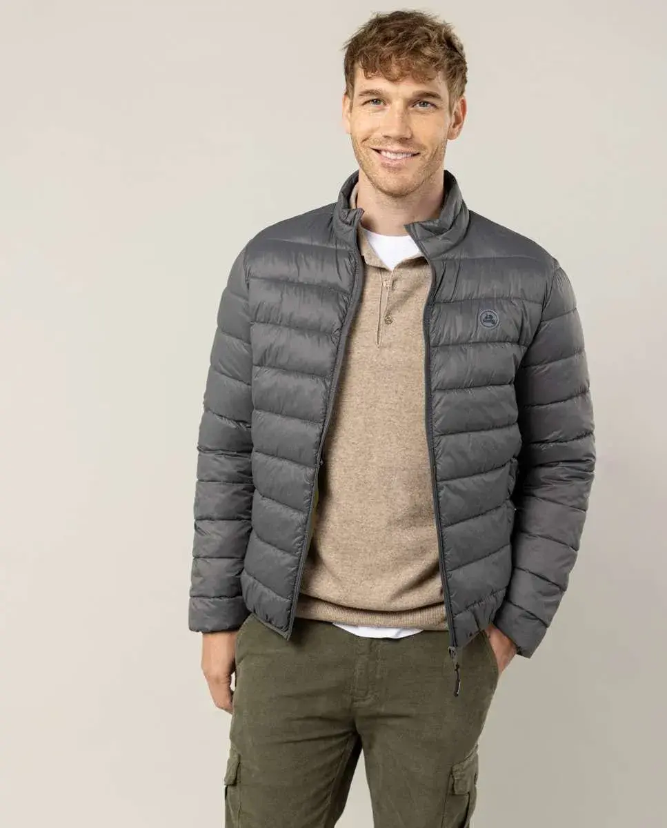 Мужская утепленная куртка с высоким воротником Scotta 1985, темно-серый
Мужская утепленная куртка с высоким воротником Scotta 1985, темно-серый