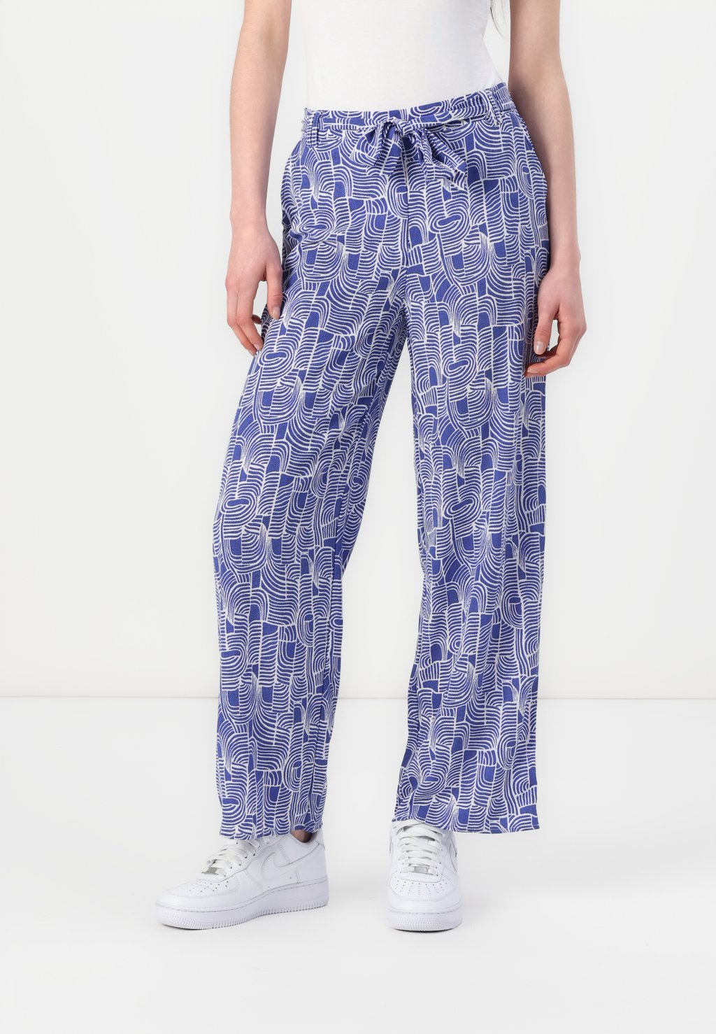 Брюки ONLNOVA LIFE PALAZZO PANT ONLY, синий
Брюки ONLNOVA LIFE PALAZZO PANT ONLY, синий