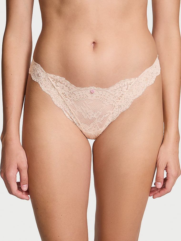 Кружевные трусики-стринги Dream Angels, lace marzipan
Кружевные трусики-стринги Dream Angels, lace marzipan