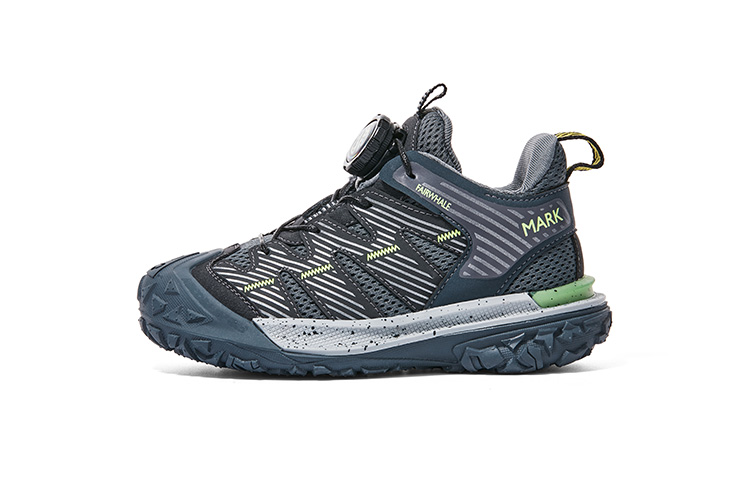 Низкие детские кроссовки для бега FAIRWHALE, черный 
Низкие детские кроссовки для бега FAIRWHALE, черный