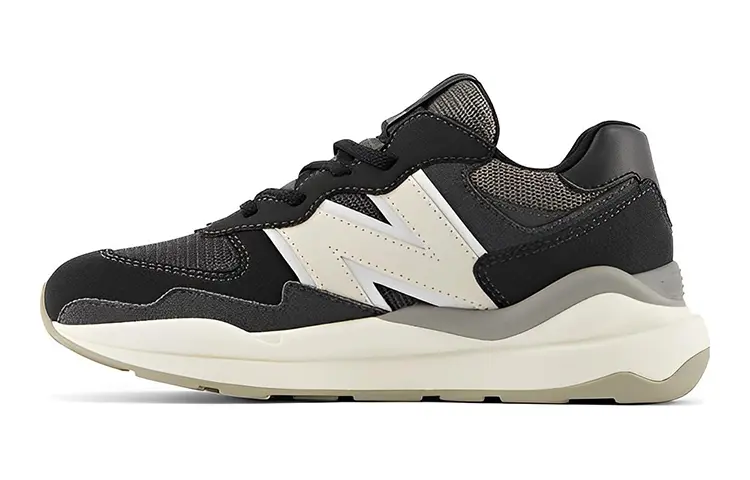 Детские кроссовки New Balance NB 5740 Series GS
Детские кроссовки New Balance NB 5740 Series GS