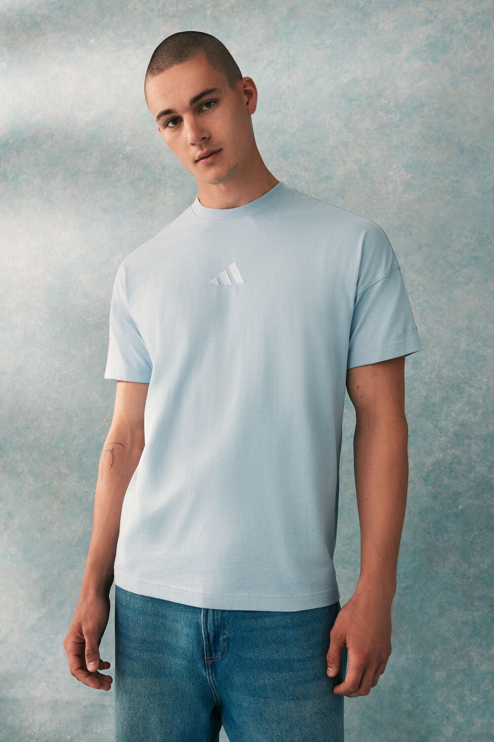 Все размеры футболка из 100% хлопка Adidas, синий
Все размеры футболка из 100% хлопка Adidas, синий