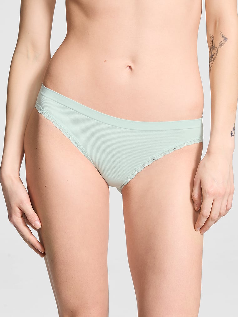 Бесшовные трусики-бикини Pink, lace trim bliss
Бесшовные трусики-бикини Pink, lace trim bliss