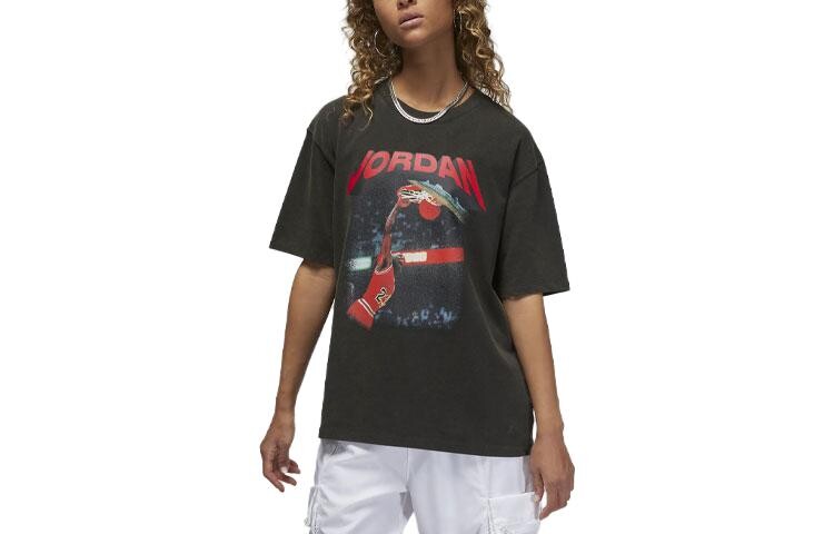 Футболка женская черная Jordan
Футболка женская черная Jordan