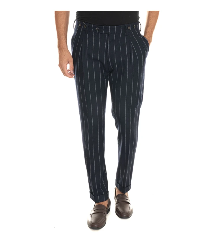 Полосатые брюки-чинос с разрезом Berwick, синий
Полосатые брюки-чинос с разрезом Berwick, синий