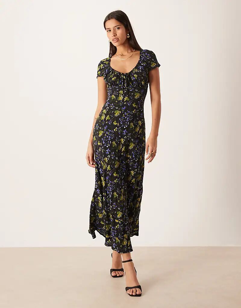 Платье макси ASOS DESIGN с присборенным спереди рукавом-фонариком и мелким принтом
Платье макси ASOS DESIGN с присборенным спереди рукавом-фонариком и мелким принтом