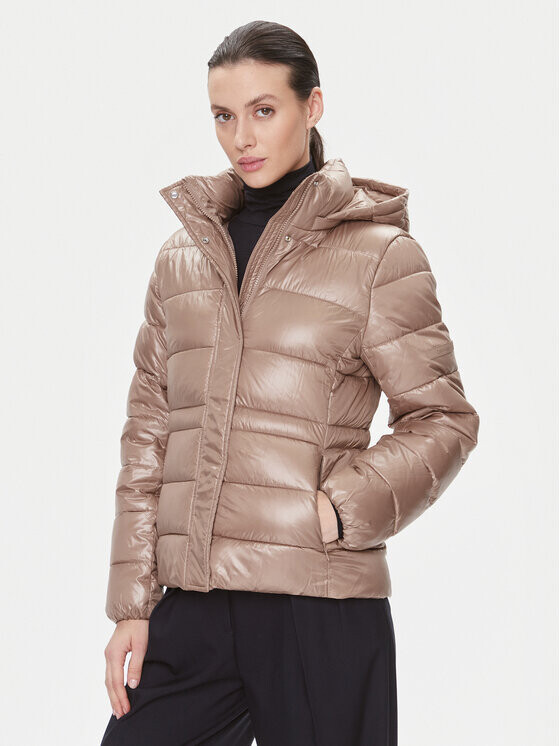 Пуховик стандартного кроя Calvin Klein, бежевый
Пуховик стандартного кроя Calvin Klein, бежевый