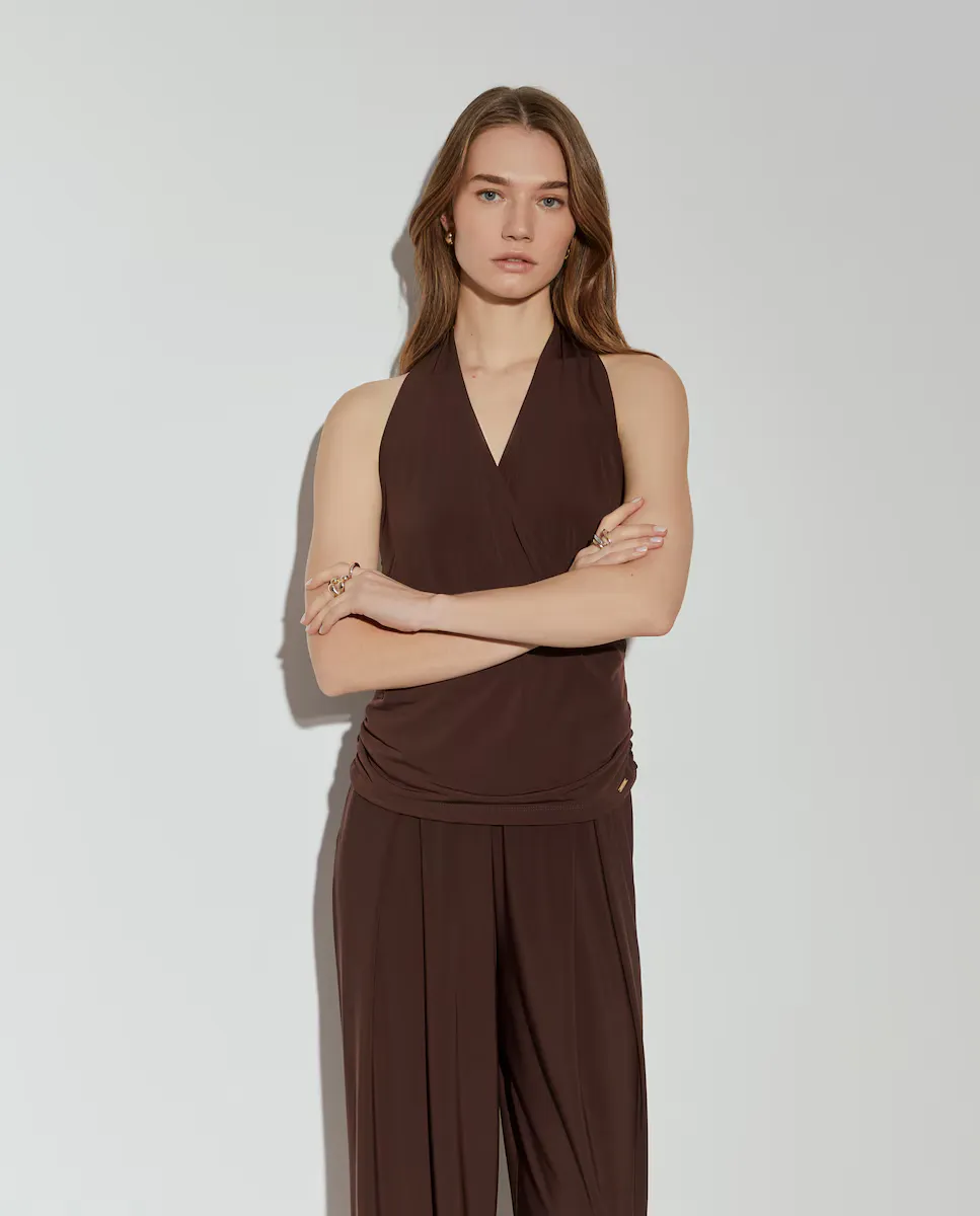 Женский топ из трикотажа с перекрестным вырезом Lion of Porches, темно-коричневый
Женский топ из трикотажа с перекрестным вырезом Lion of Porches, темно-коричневый