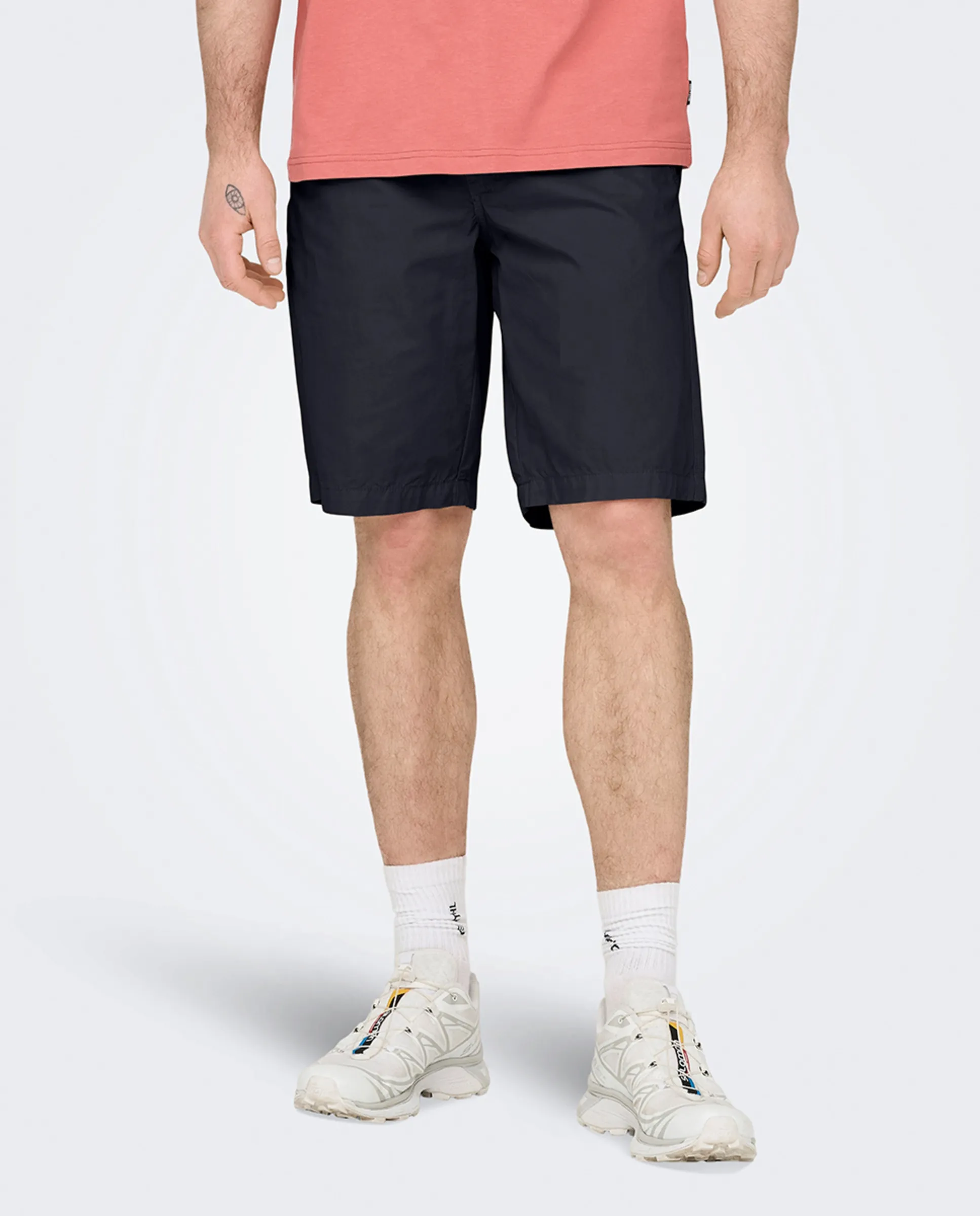 Мужские бермуды классического кроя Only & Sons, темно-синий
Мужские бермуды классического кроя Only & Sons, темно-синий