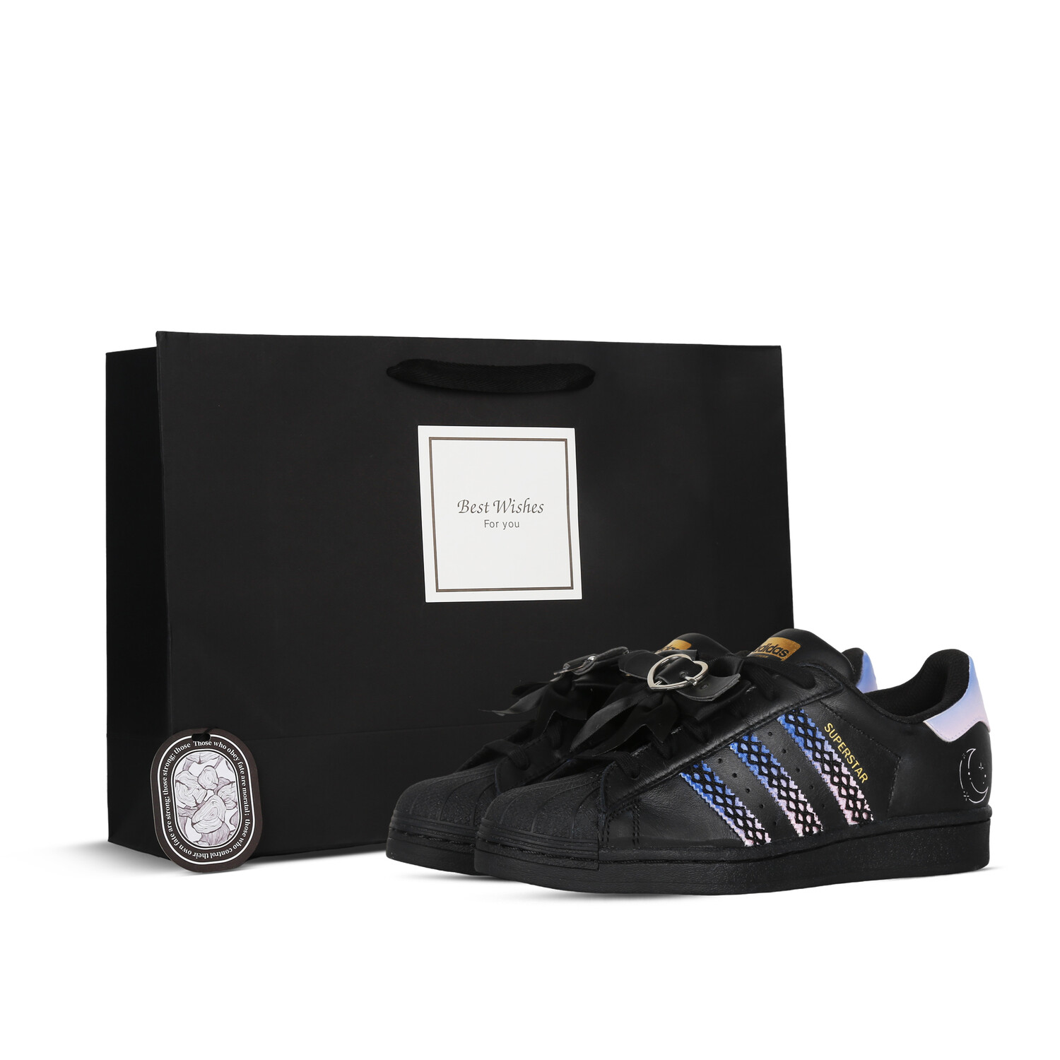 Скейтборд-кеды Superstar унисекс с низким верхом, черный/розовый/синий Adidas Originals
Скейтборд-кеды Superstar унисекс с низким верхом, черный/розовый/синий Adidas Originals
