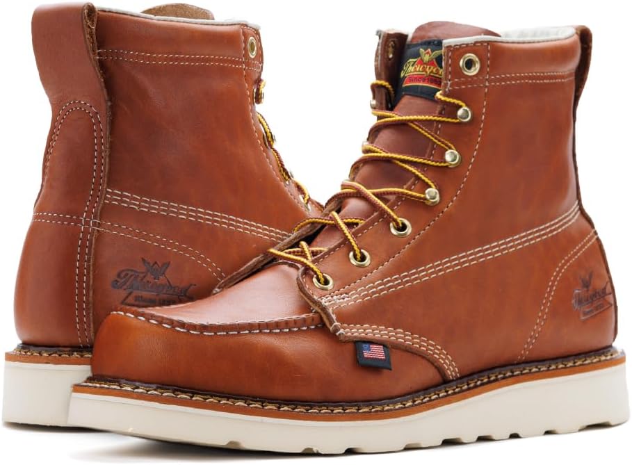 Ботинки Thorogood American Heritage с стальным носком 6 для мужчин - из цельнозернистой кожи с Мок-Тоу, противоскользящей подошвой клиновидной формы и комфортной стелькой; сертифицированы по стандарту EH, Tobacco Oil-tanned
Ботинки Thorogood American Heritage с стальным носком 6 для мужчин - из цельнозернистой кожи с Мок-Тоу, противоскользящей подошвой клиновидной формы и комфортной стелькой; сертифицированы по стандарту EH, Tobacco Oil-tanned