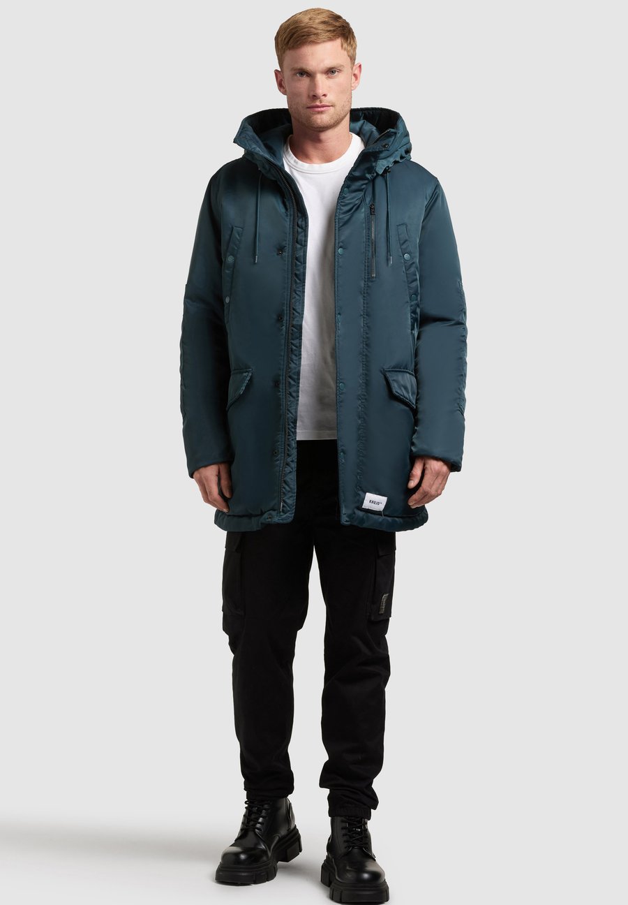 Пальто khujo PAKPAO, Petrol Blue/Teal
Пальто khujo PAKPAO, Petrol Blue/Teal