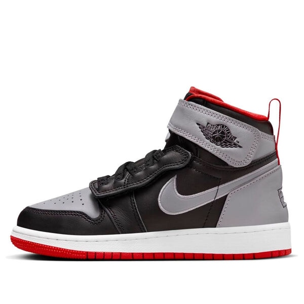 Кроссовки 1 hi flyease 'black cement grey red' Air Jordan, черный
Кроссовки 1 hi flyease 'black cement grey red' Air Jordan, черный