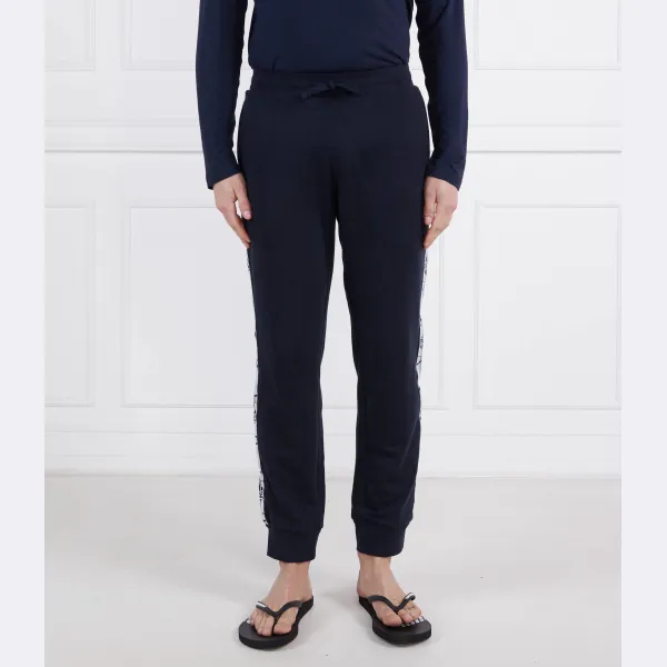 Спортивные брюки стандартного кроя Emporio Armani, синий
Спортивные брюки стандартного кроя Emporio Armani, синий