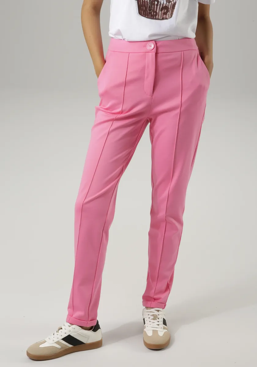 Трикотажные брюки Aniston CASUAL, украшенные защипами, розовый
Трикотажные брюки Aniston CASUAL, украшенные защипами, розовый