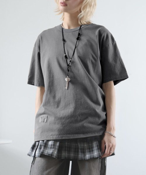 Футболка винтажная, крой оверсайз, бренд Like Over Girly Doll, цвет темно-серый
Футболка винтажная, крой оверсайз, бренд Like Over Girly Doll, цвет темно-серый