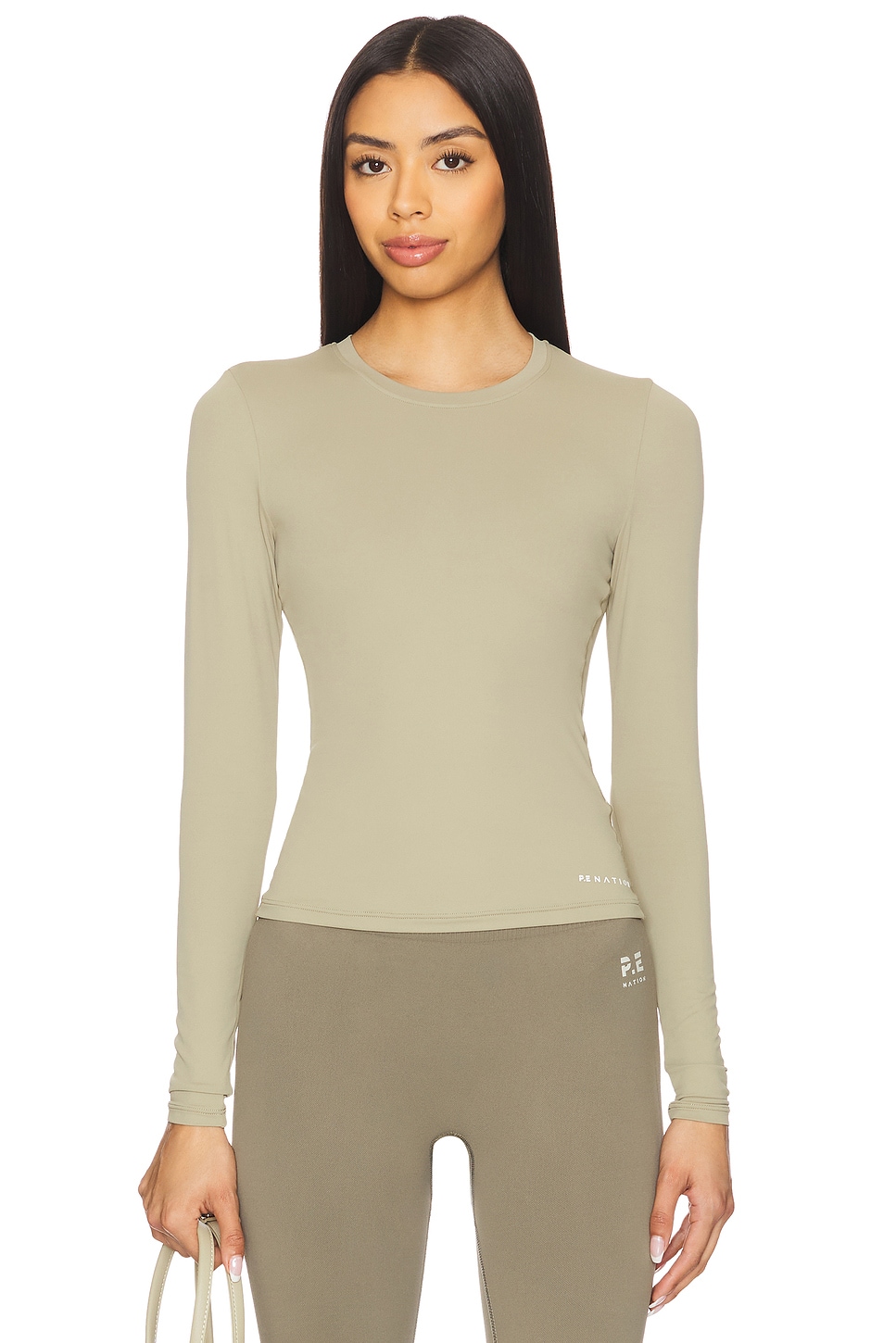 Длинный рукав основной футболки P.E Nation, silver sage
Длинный рукав основной футболки P.E Nation, silver sage