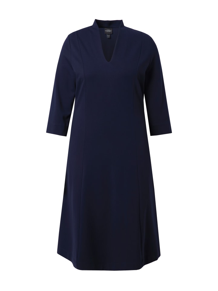 Платье Ulla Popken
Платье Ulla Popken