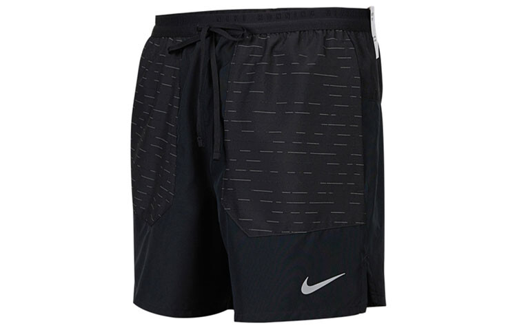 Повседневные шорты мужские черные Nike, черный
Повседневные шорты мужские черные Nike, черный