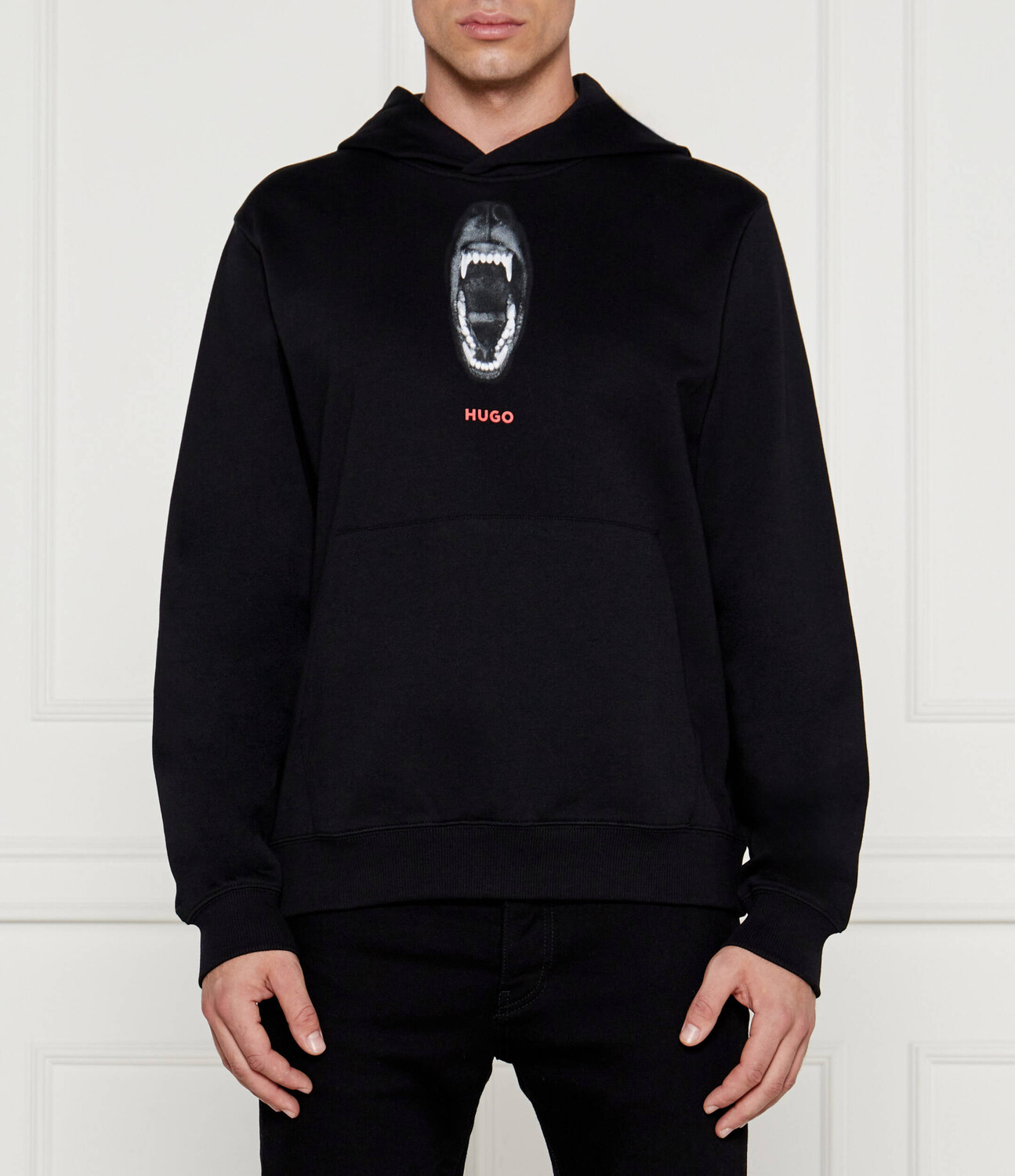 Толстовка HUGO Dartchon Regular Fit, черный
Толстовка HUGO Dartchon Regular Fit, черный