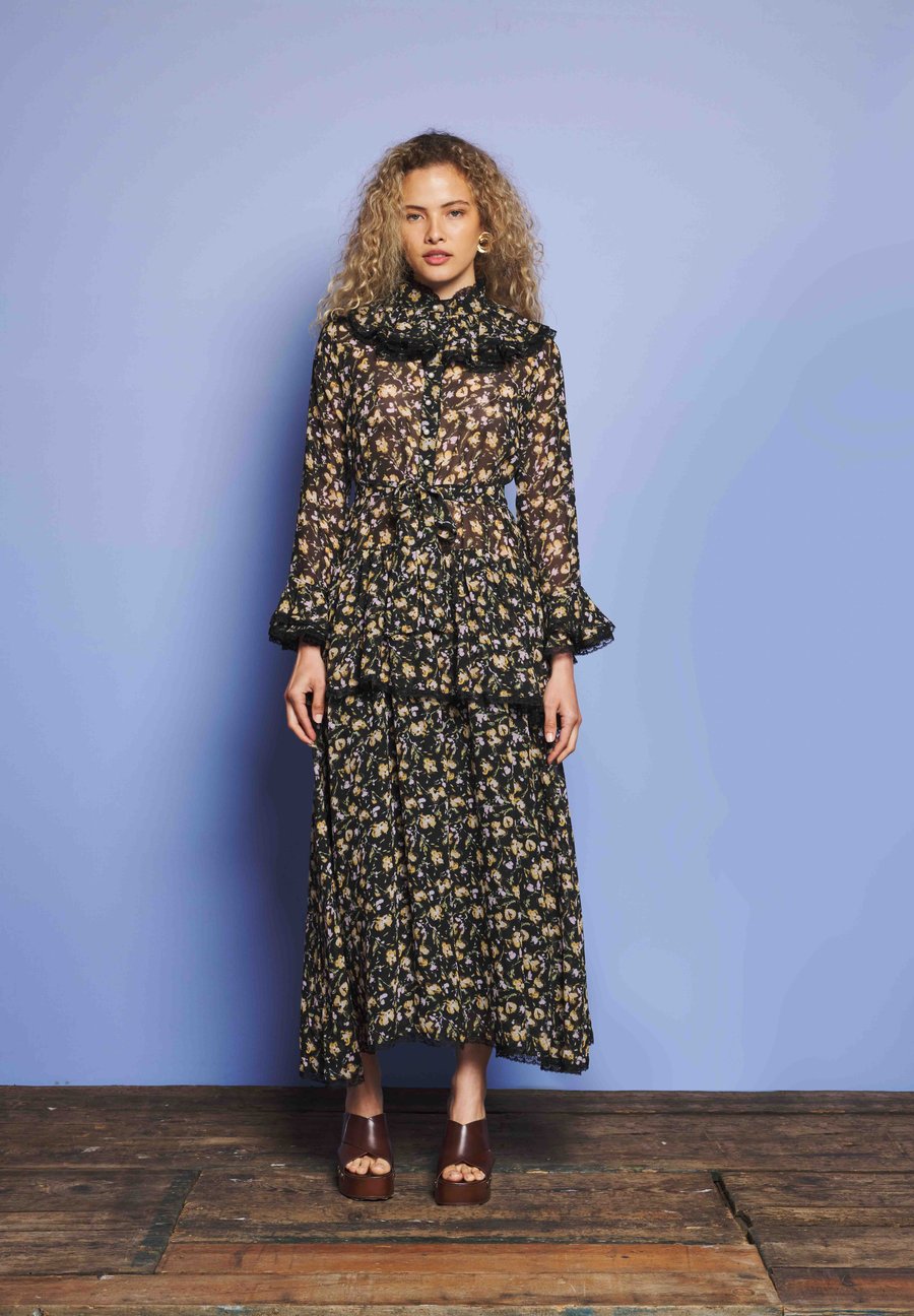 Платье Sister Jane WINDSWEPT FLORAL DRESS, Black
Платье Sister Jane WINDSWEPT FLORAL DRESS, Black