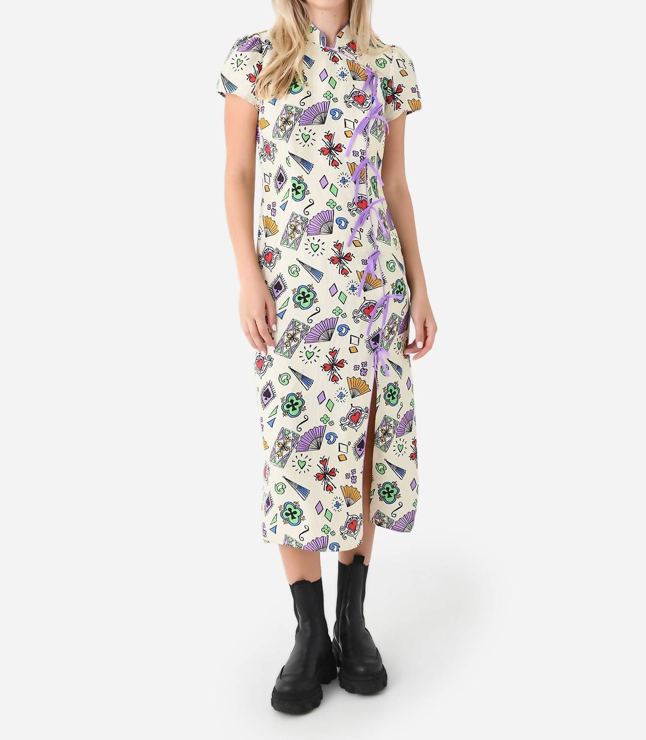 Платье Leia Midi в стиле Ice Playing Cards KITRI
Платье Leia Midi в стиле Ice Playing Cards KITRI