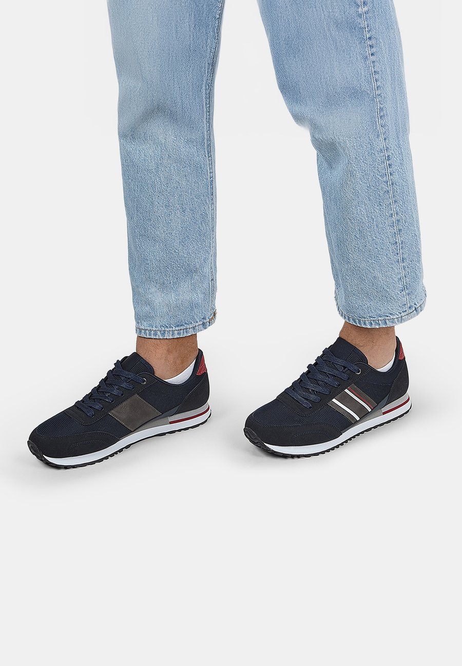 Кроссовки Bata Trainers, Blu/Blue
Кроссовки Bata Trainers, Blu/Blue