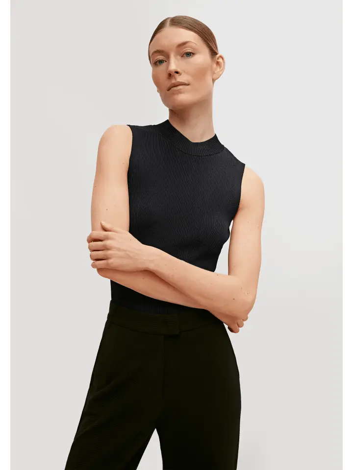 Свитер-жилет comma, черный
Свитер-жилет comma, черный