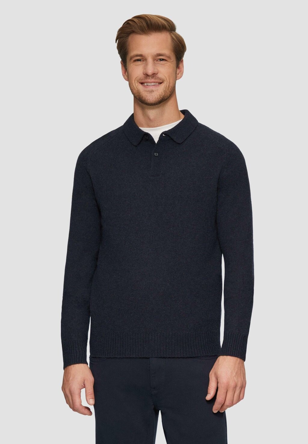 Джемпер s.Oliver, темно-синий
Джемпер s.Oliver, темно-синий