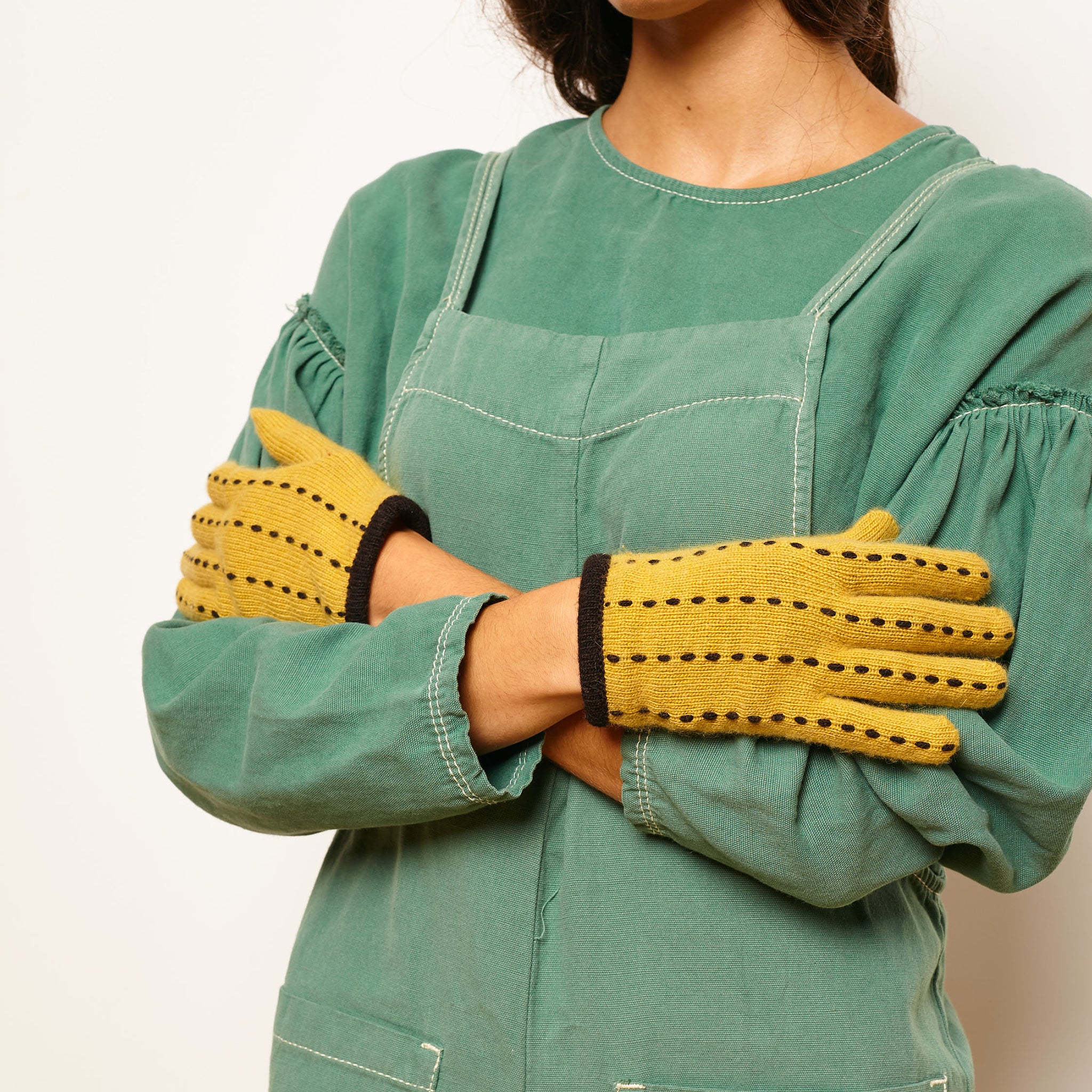 ПЕРЧАТКИ С КОНТРАСТНОЙ ОТШИВКОЙ Portolano, цвет mustard/chocolate
ПЕРЧАТКИ С КОНТРАСТНОЙ ОТШИВКОЙ Portolano, цвет mustard/chocolate