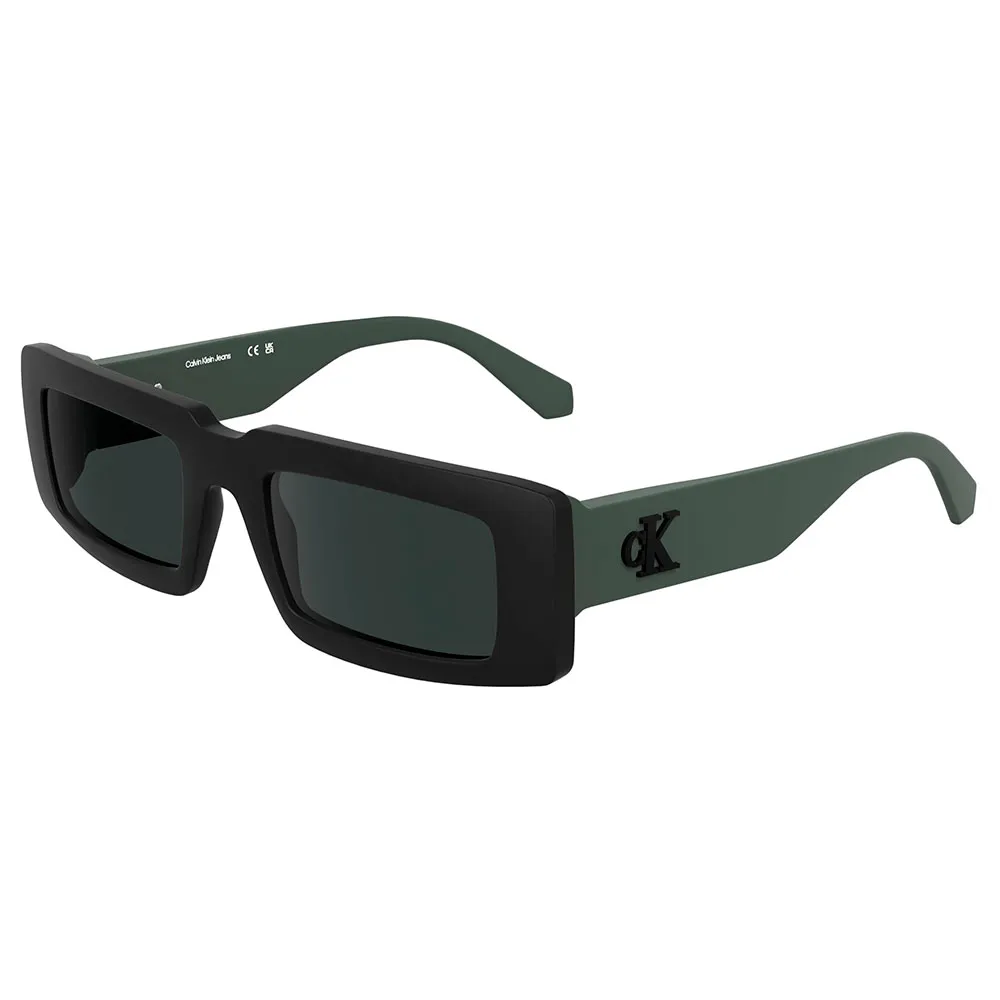 Солнцезащитные очки Calvin Klein Jeans CKJ25608S, черный
Солнцезащитные очки Calvin Klein Jeans CKJ25608S, черный