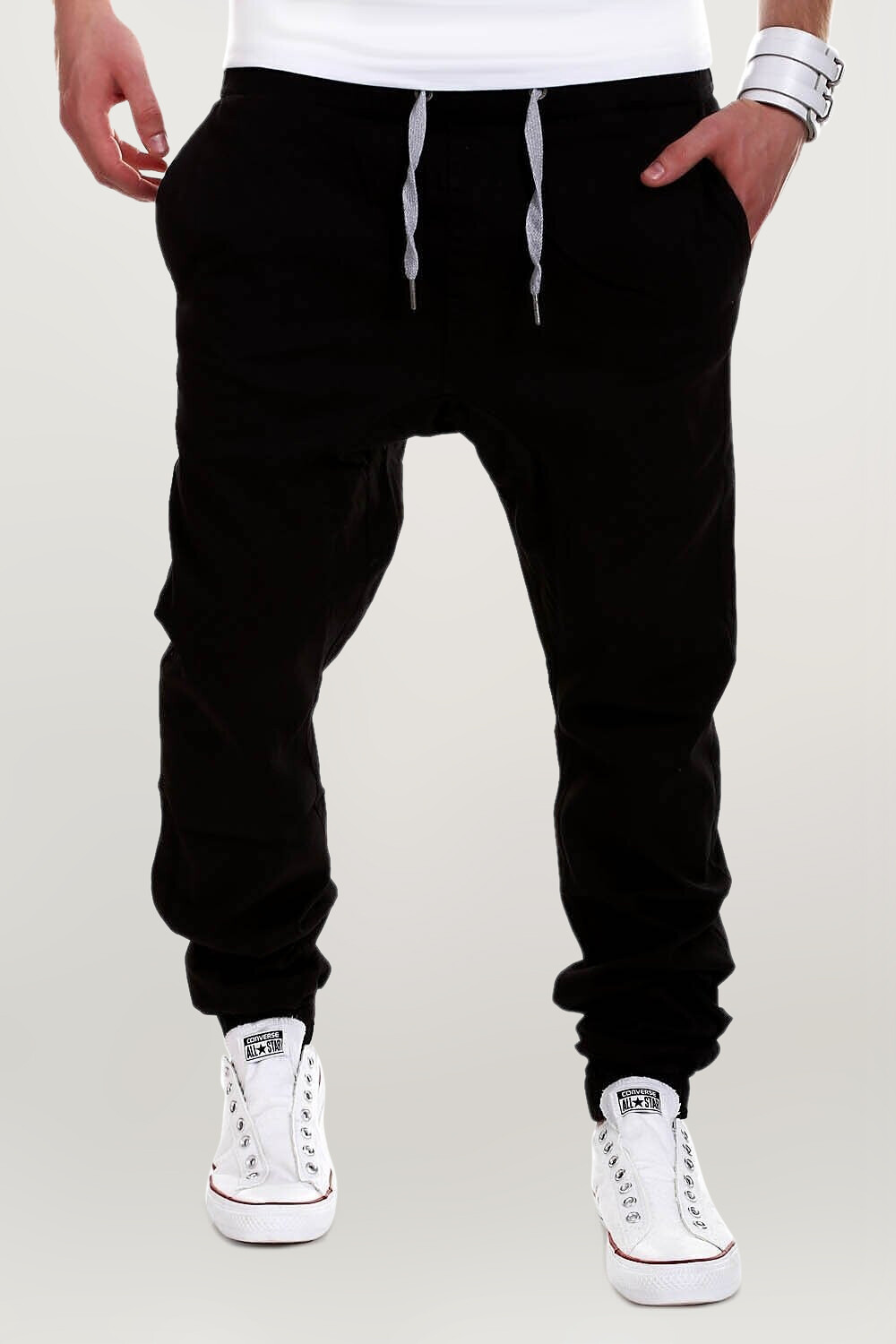 Тканевые брюки behype Chino LUKE, черный
Тканевые брюки behype Chino LUKE, черный