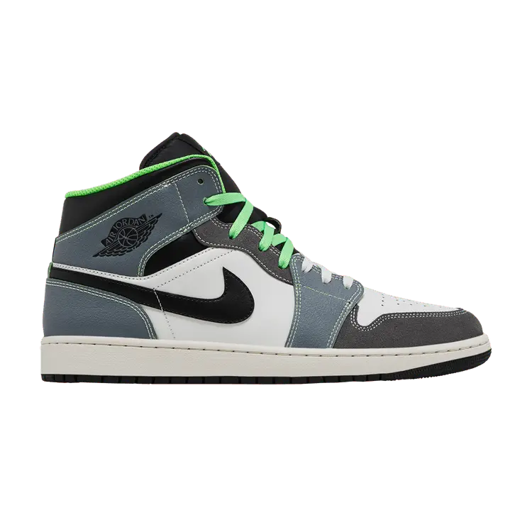 Кроссовки Air Jordan Casa 93 x Air Jordan 1 Mid 'Seine-Saint-Denis', серый
Кроссовки Air Jordan Casa 93 x Air Jordan 1 Mid 'Seine-Saint-Denis', серый