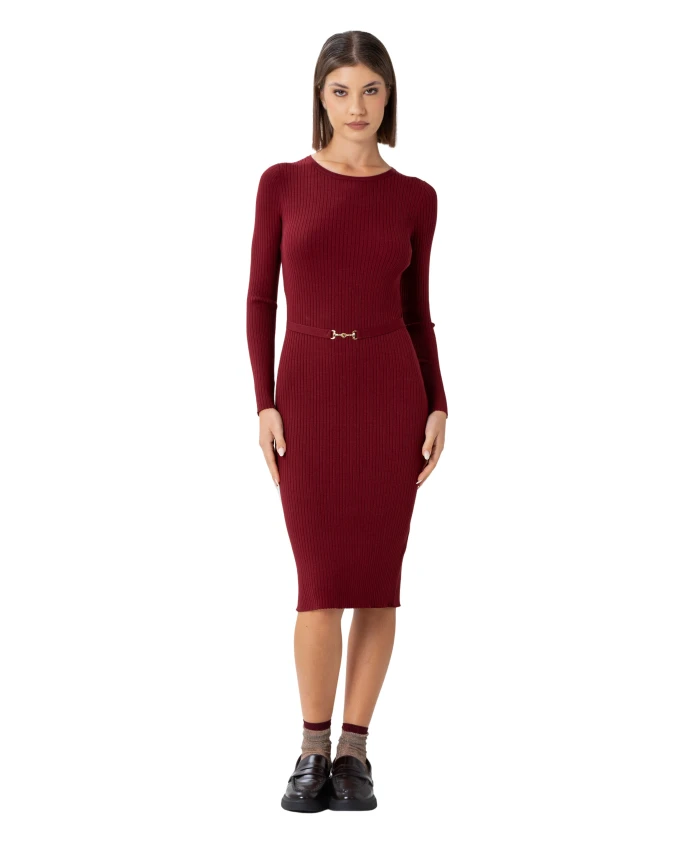 Платье из ребристой вязки, облегающее фигуру, длиной выше колена. Kocca, красный
Платье из ребристой вязки, облегающее фигуру, длиной выше колена. Kocca, красный