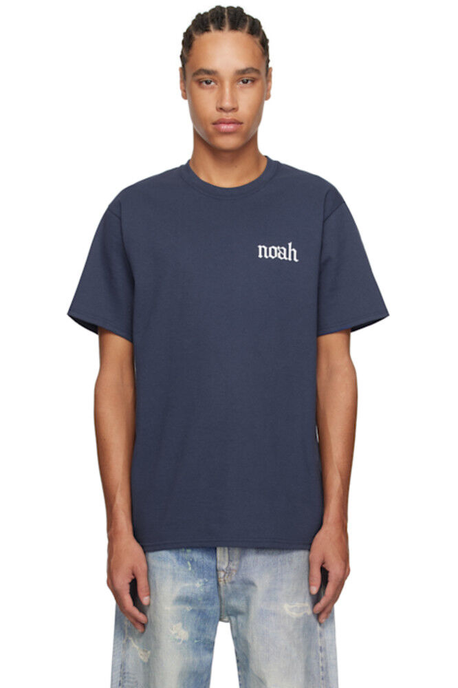 Футболка Navy Gothic 'N' Noah
Футболка Navy Gothic 'N' Noah