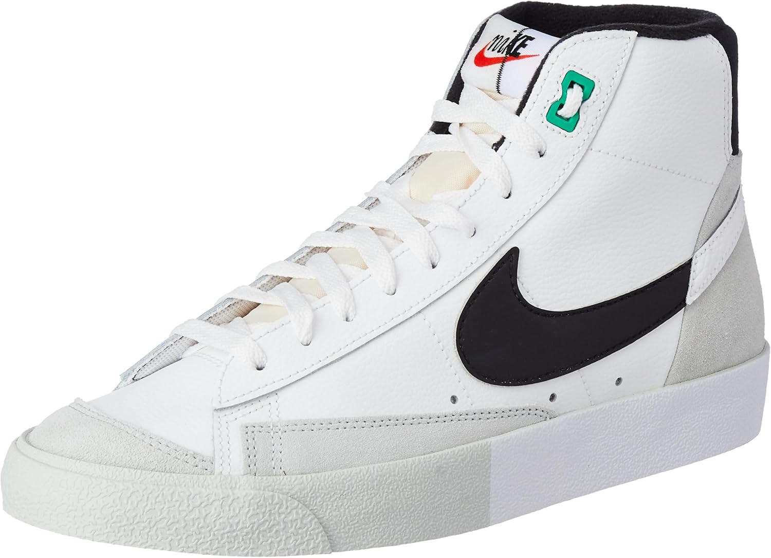 Кроссовки Nike Men's Blazer Mid '77, Split White/Black-White/Dove White
Кроссовки Nike Men's Blazer Mid '77, Split White/Black-White/Dove White