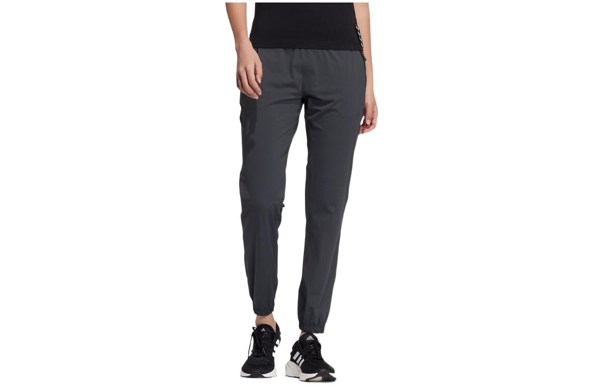 Трикотажные спортивные штаны женские черные Adidas
Трикотажные спортивные штаны женские черные Adidas