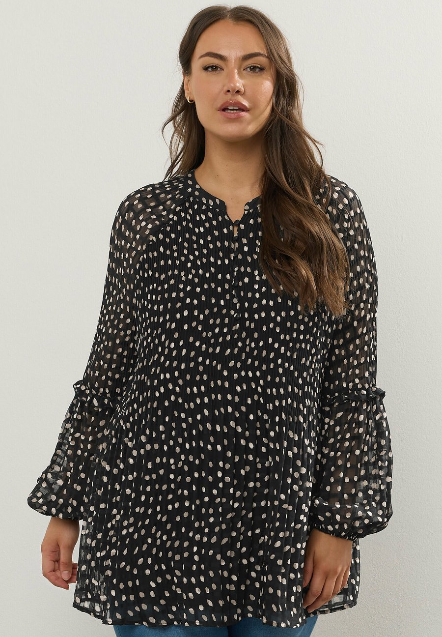 Блуза Yours Clothing FLORAL PLEATED , Jet Black/Anthracite
Блуза Yours Clothing FLORAL PLEATED , Jet Black/Anthracite