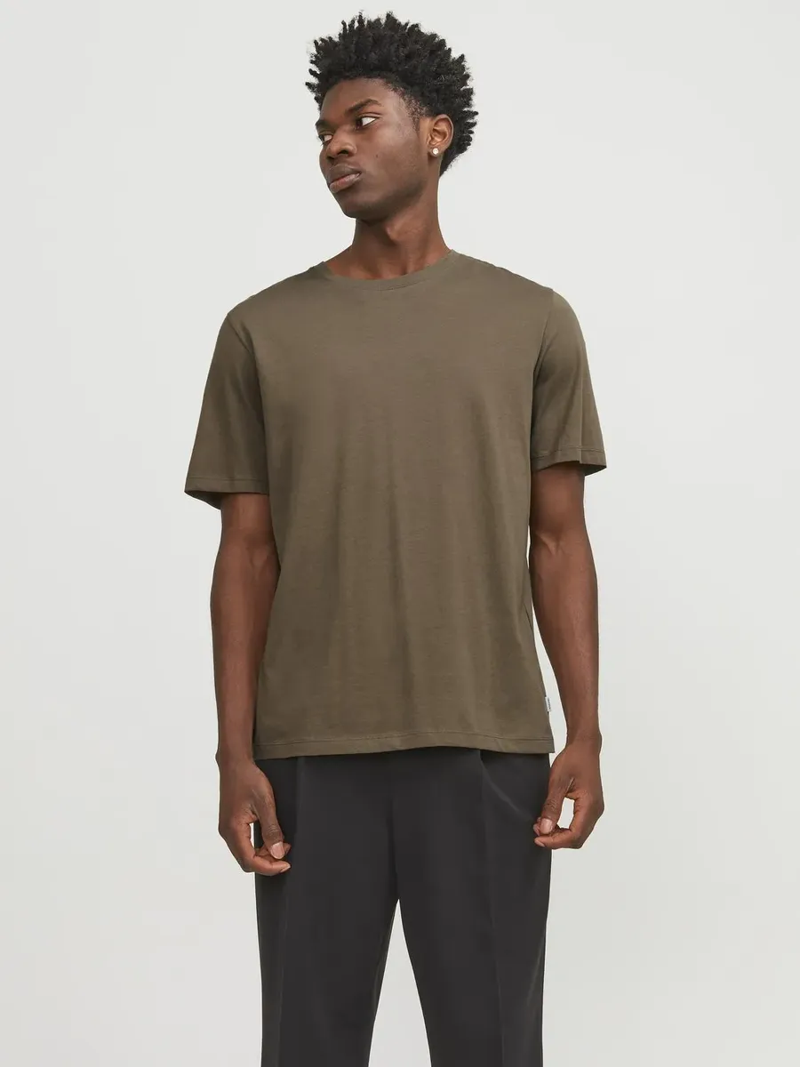 Рубашка с круглым вырезом Jack & Jones "JJJEORGANIC BASIC TEE SS O-NECK NOOS", цвет Bungee Cord
Рубашка с круглым вырезом Jack & Jones "JJJEORGANIC BASIC TEE SS O-NECK NOOS", цвет Bungee Cord