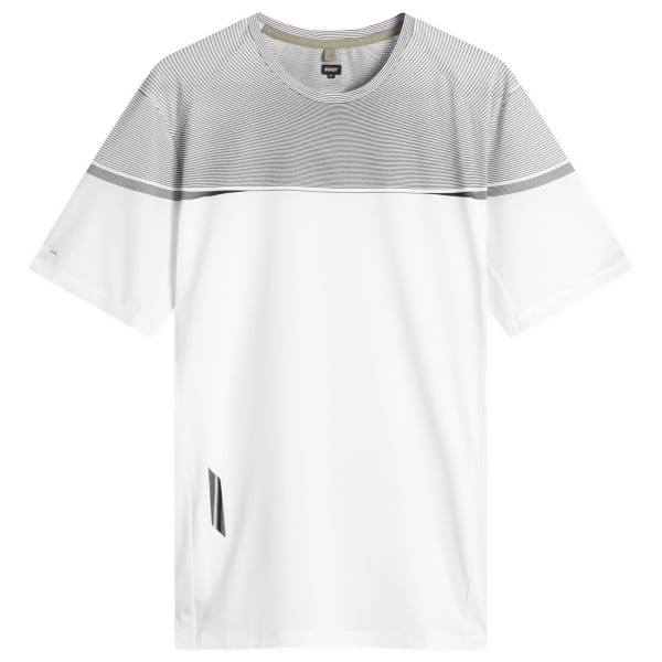 Футболка с принтом «Техно» Soar, мультиколор
Футболка с принтом «Техно» Soar, мультиколор