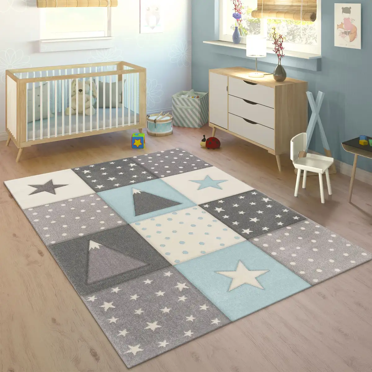 Детский ковер Paco Home "Cosmo 340", прямоугольный, короткий ворс, пастельные тона, 3D-эффект, мотив горы, точки и звезды 133х133 см, синий
Детский ковер Paco Home "Cosmo 340", прямоугольный, короткий ворс, пастельные тона, 3D-эффект, мотив горы, точки и звезды 133х133 см, синий
