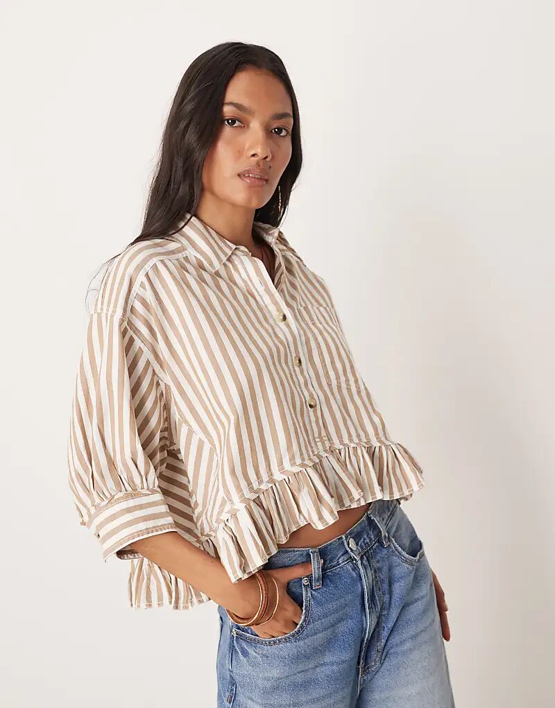 Укороченная рубашка Free People Bailey Stripe с оборками по краю, нейтрального цвета
Укороченная рубашка Free People Bailey Stripe с оборками по краю, нейтрального цвета