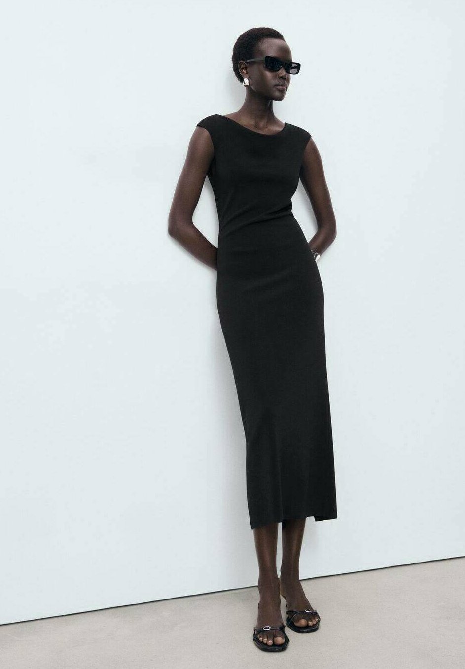 Платье-трансформер OPEN BACK Mango, черный
Платье-трансформер OPEN BACK Mango, черный