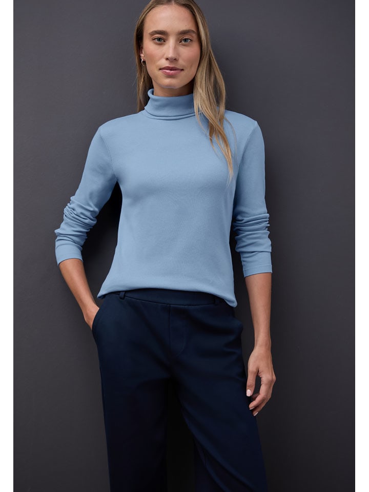 Street One Светло-голубой свитер с высоким воротником
Street One Светло-голубой свитер с высоким воротником