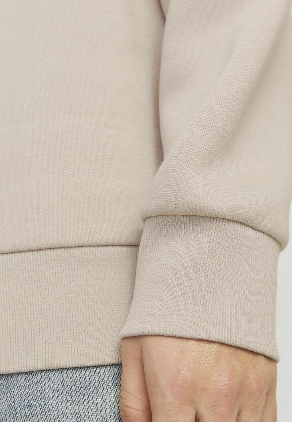 Толстовка с капюшоном LOGO Jack & Jones, молочный
Толстовка с капюшоном LOGO Jack & Jones, молочный