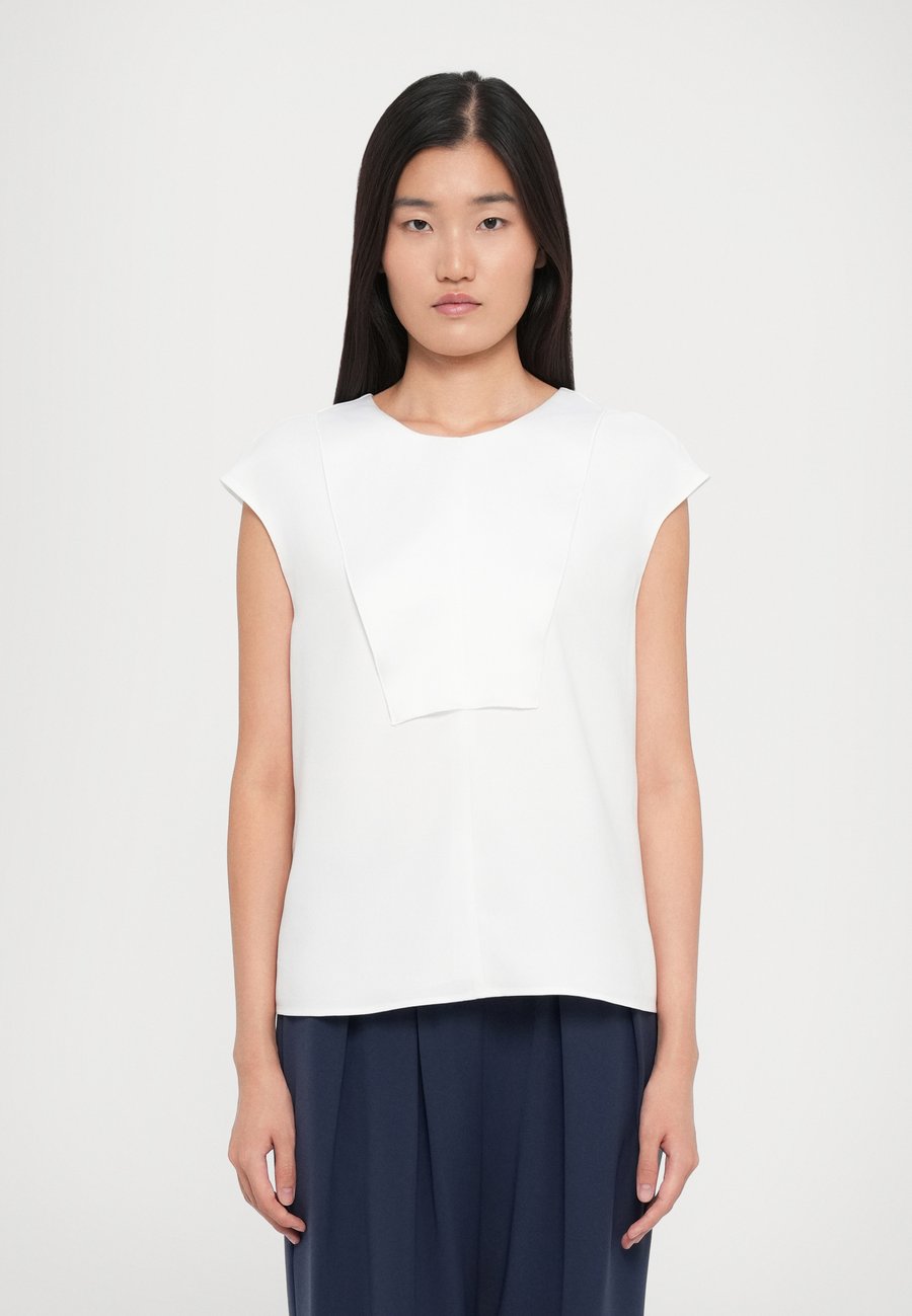 Блуза Emporio Armani BLOUSE, Warm White/White
Блуза Emporio Armani BLOUSE, Warm White/White